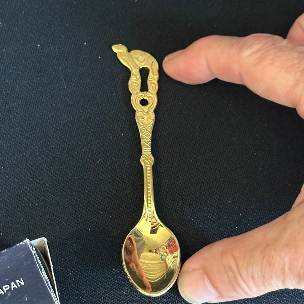 Gold Plated Stainless Mocca Spoons Set of 10. Vintage.  Made in Japan - Picture 3 of 4